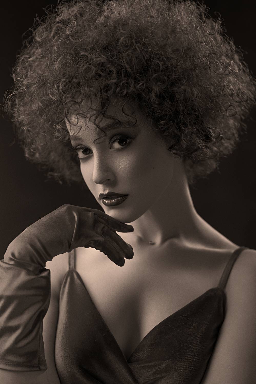 navid mousavi, Navid Mousavi