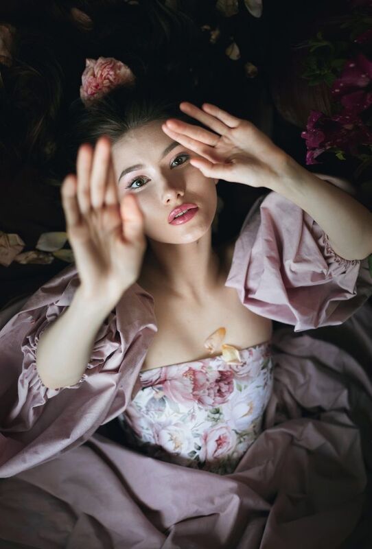 постановочная фотография, необычное, красота, модель, портрет, настроение, художественная работа, эстетика, / A million miles away___________________________________/ фото превью