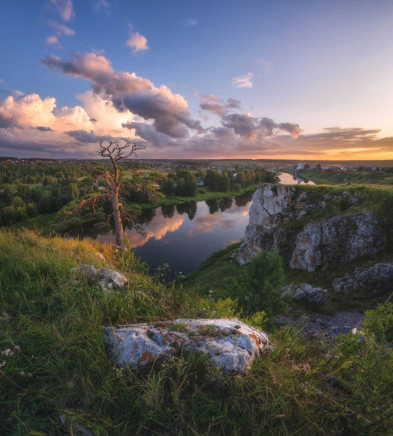 , Михаил Устюжанин