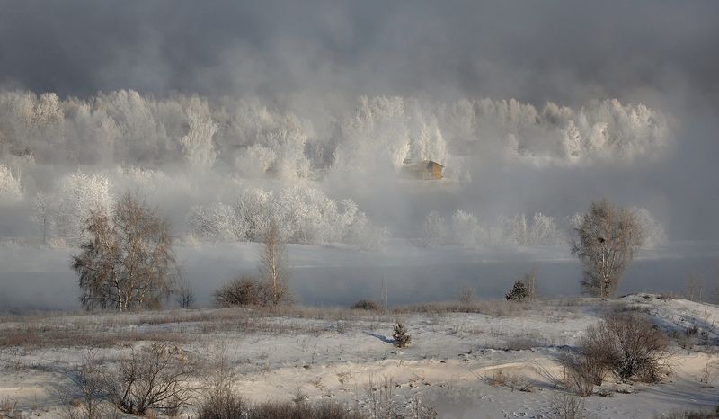 Летний домик на острове фото превью