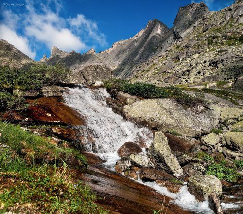 В верховьях Ледяного