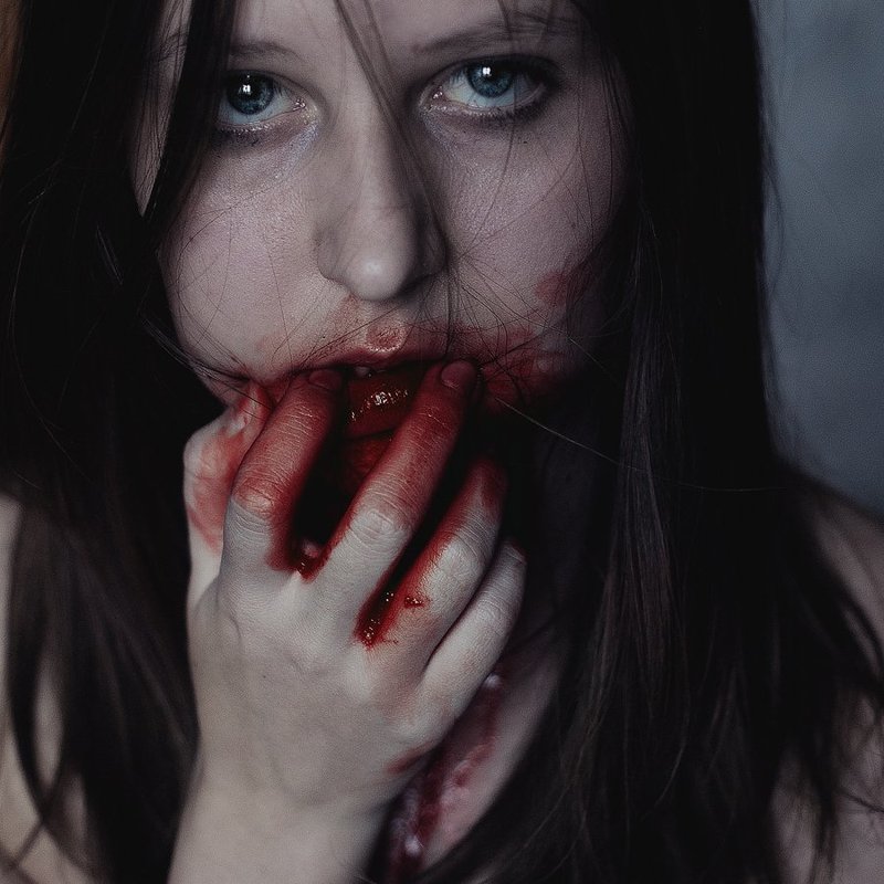 Автопортрет фото превью