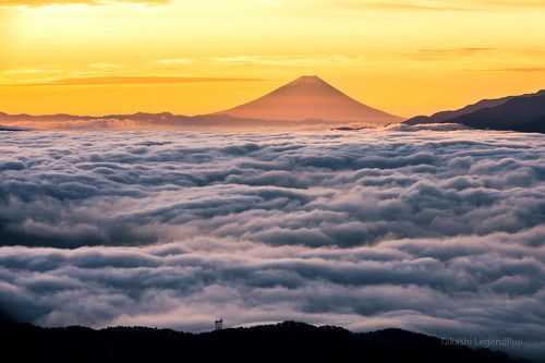 Great sea of cloud