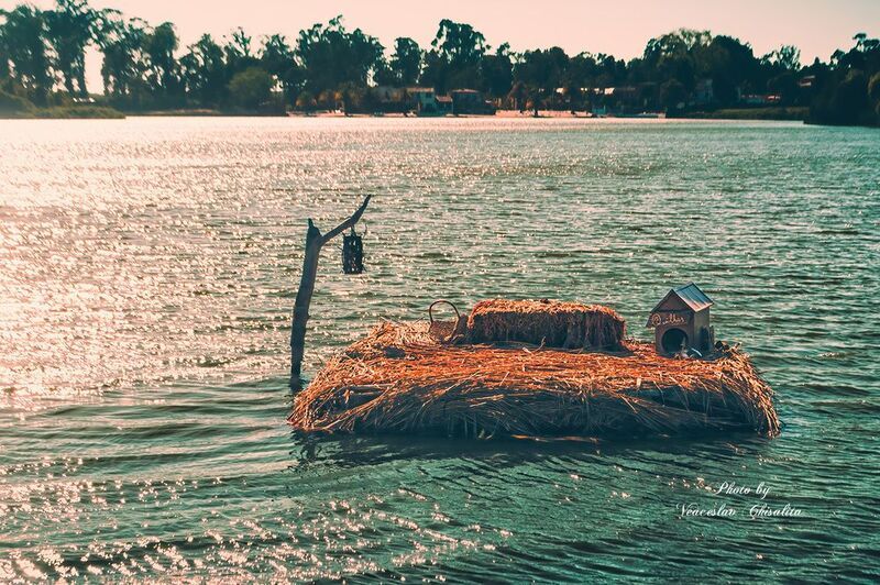 Тишина, согретая светом фото превью