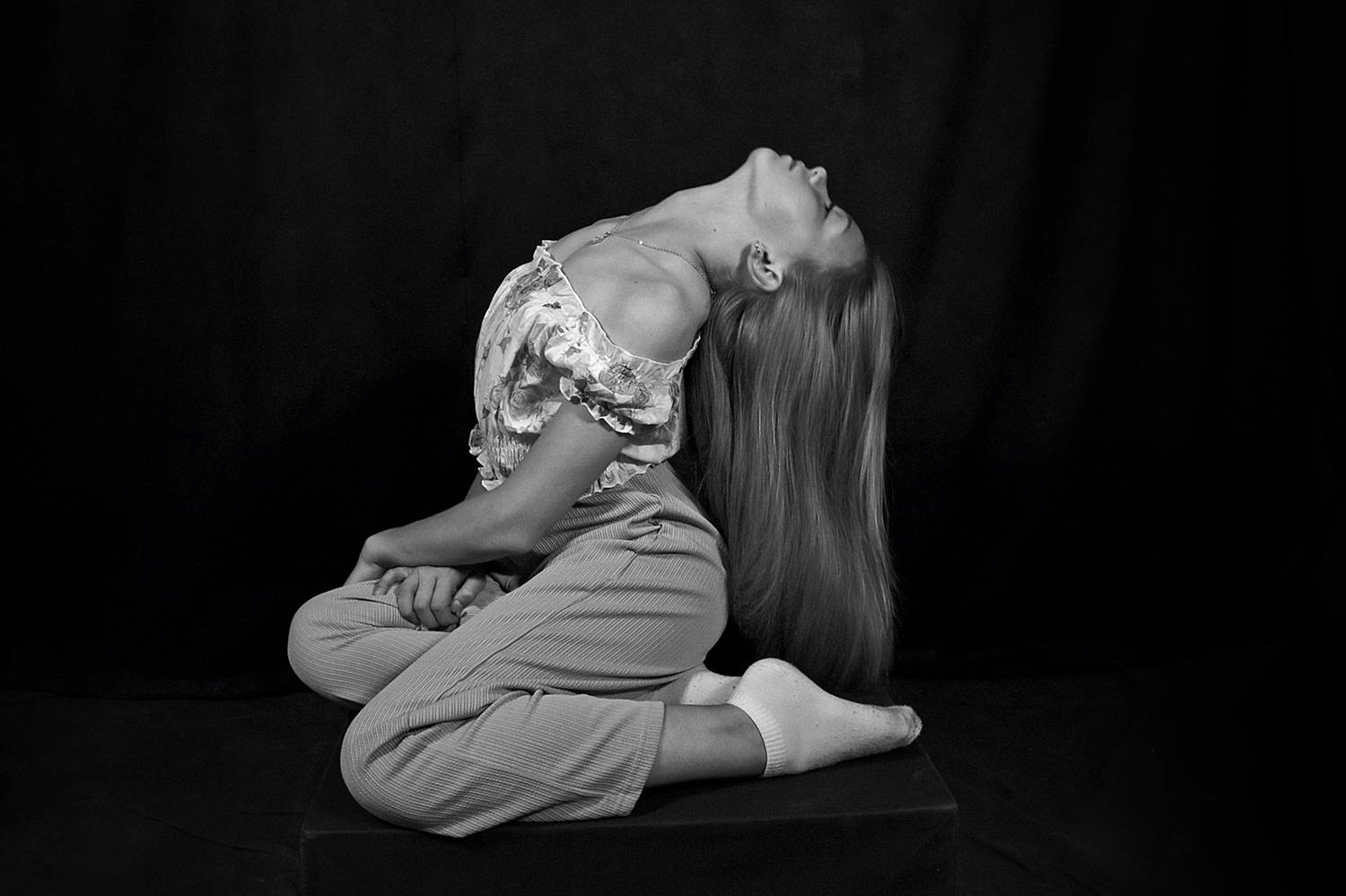 девушка, портрет, волосы, взгляд, чб, апатиты, Николай Смоляк