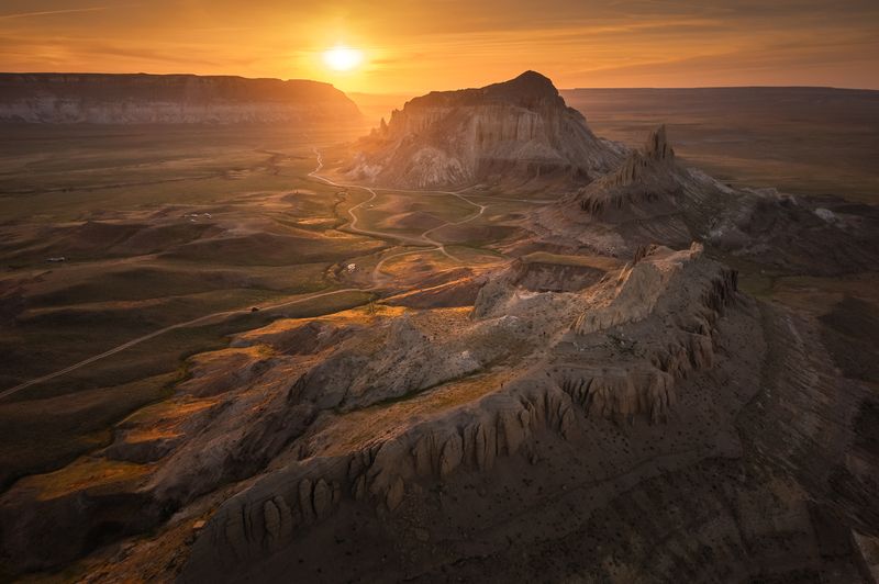 Golden light фото превью