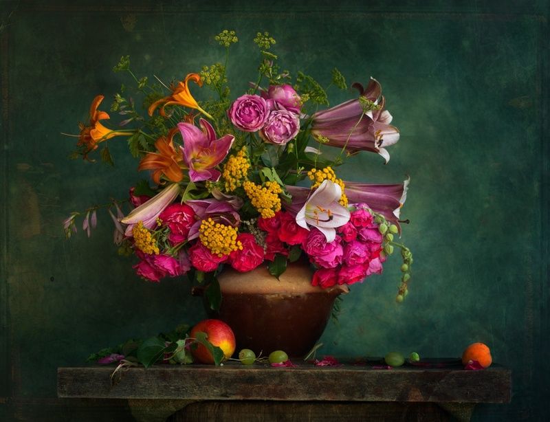 Цветы и фрукты фото превью