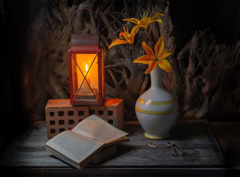 натюрморт. С книгой. фото превью