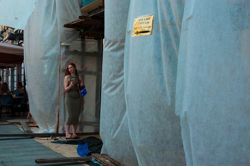 Афродита из пены строительной  фото превью