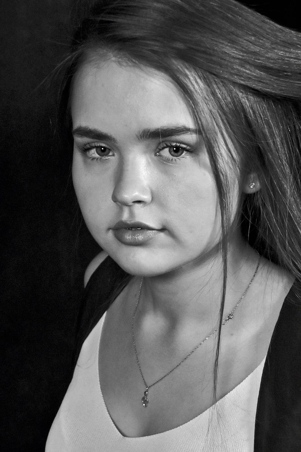 девушка, портрет, глаза, взгляд, чб, апатиты, Николай Смоляк