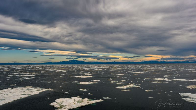 В Охотском пасмурно фото превью