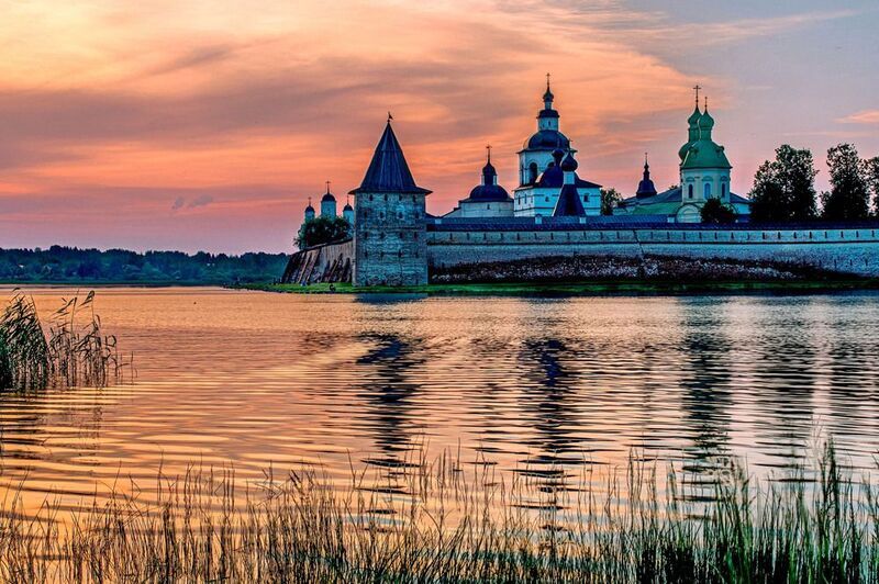 кирилло-белозерский монастырь Вечереет фото превью