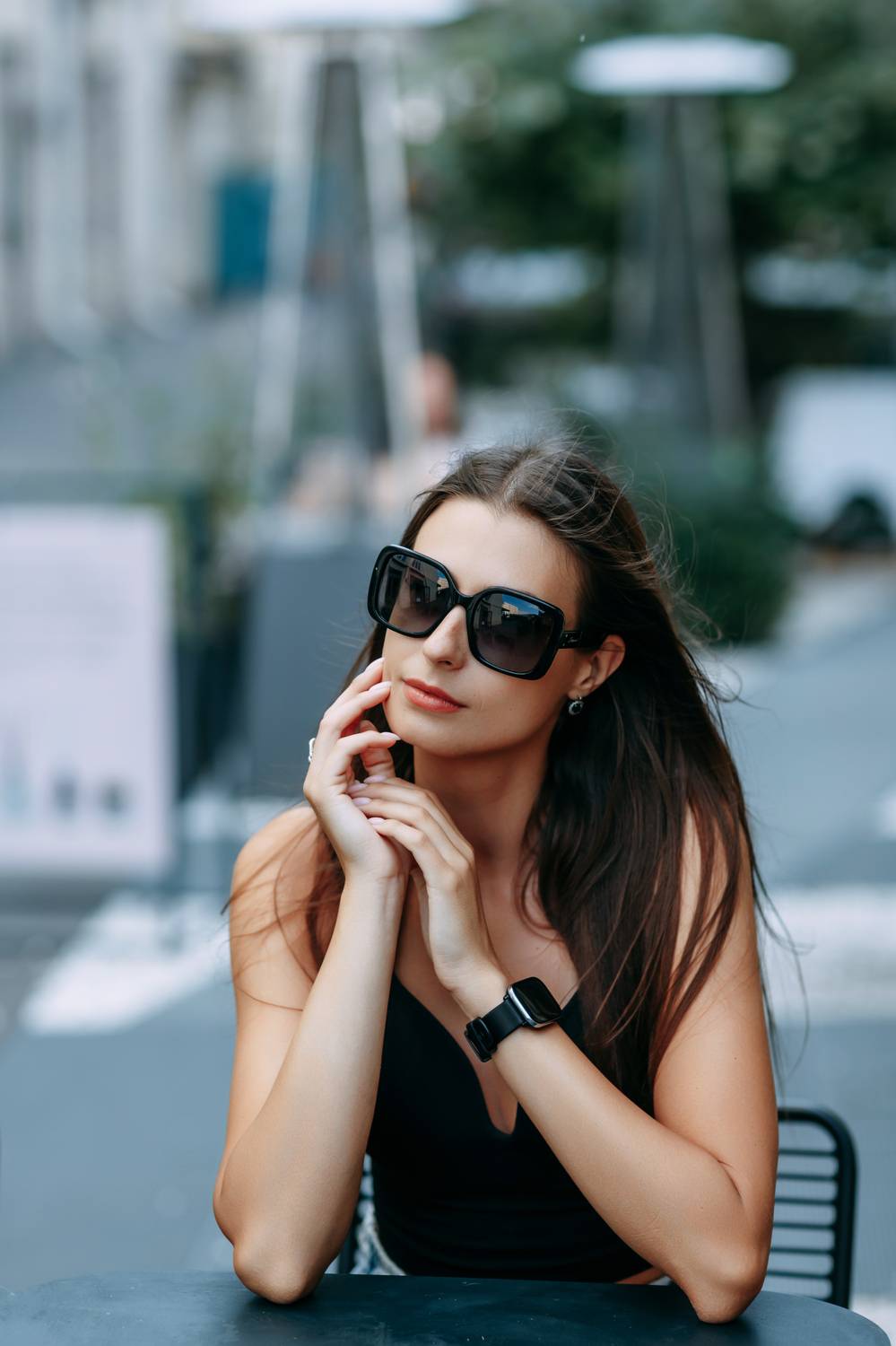 молодая девушка, городской стиль, дворы, на открытом воздухе, Алексей Плешков