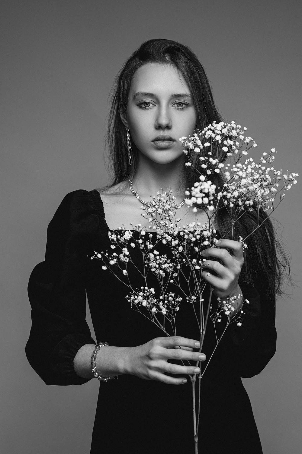 девушка, модель, портрет, фотосессия, гламур, girl, model, modeling, young, portrait, творческий портрет, женский портрет, woman, young woman, glamour, постановка, постановочная фотография, fashion, fine art, sensual, чб, черно-белое, bw, Владимир Васильев