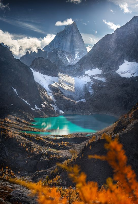 landscapes, outdoor, photography, canada, alberta, autumn, larches, mountains, snow, ice, lake, peak, light, mood, travel, no people, rocky mountains, dramatic The Peak фото превью