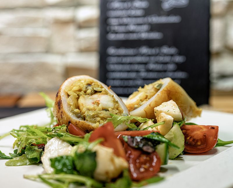 еда Фаршированный кальмар фото превью