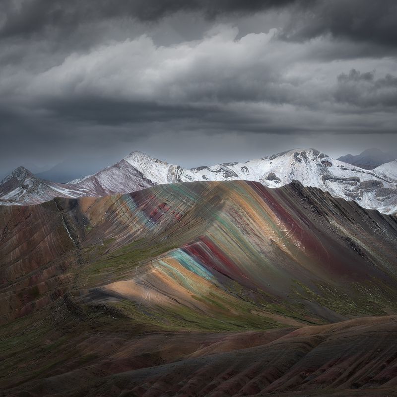 Радужные горы  фото превью