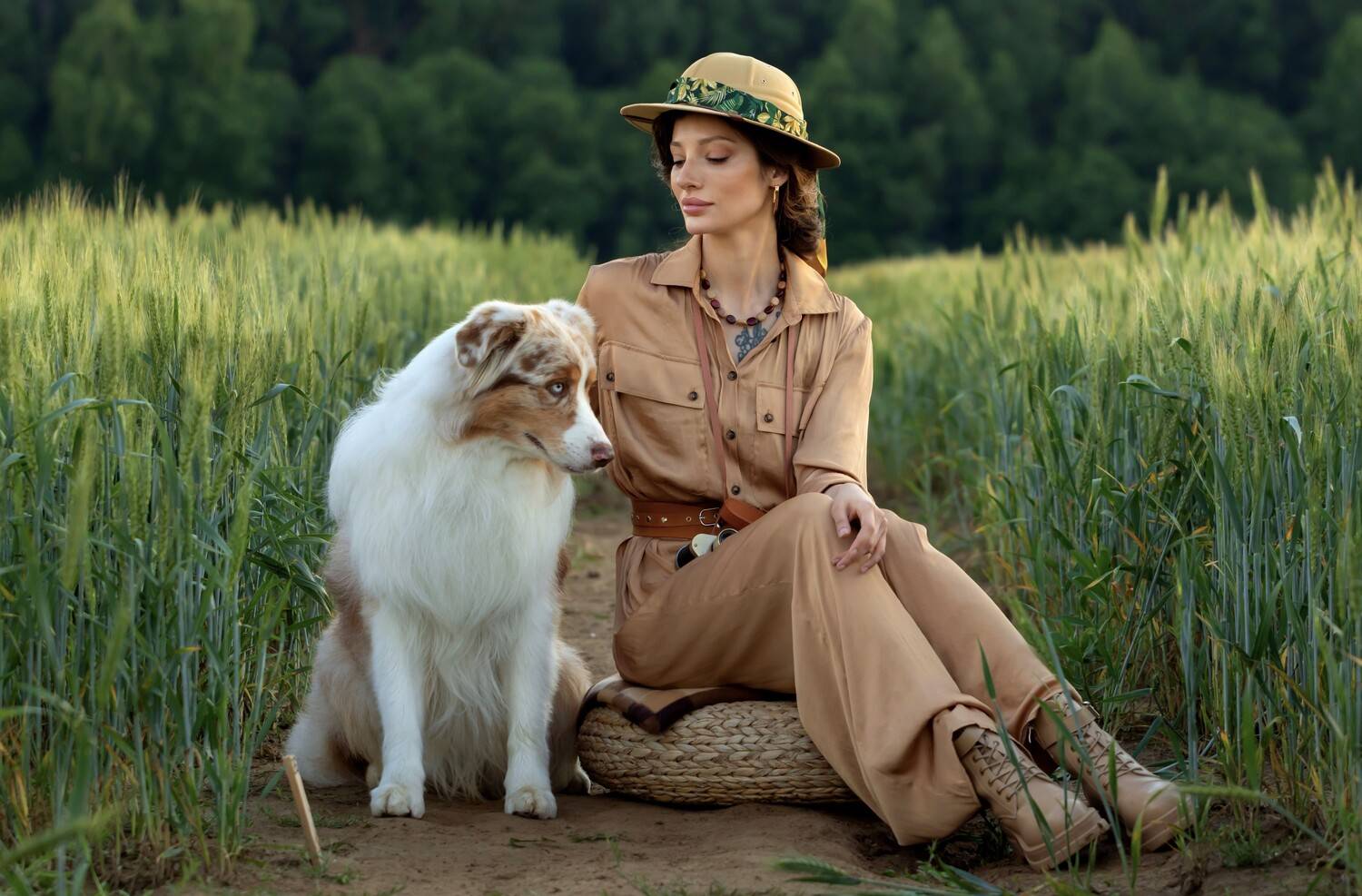 девушка, собака, портрет, поле, лес, тропинка, стиль сафари, туман, Наталья Герцен