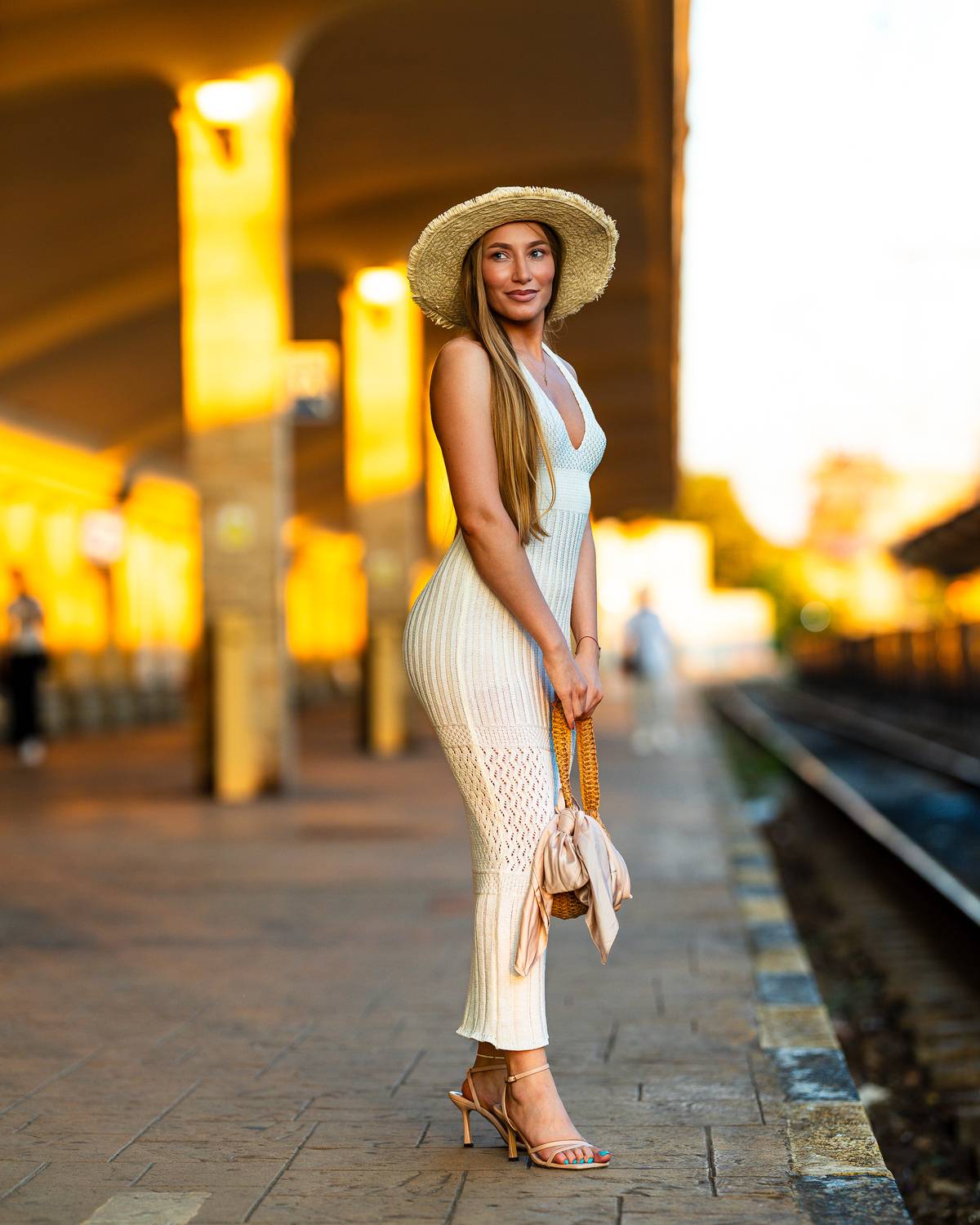 #summer #portrait #canon #goldenhour, Rezmerita Cristian