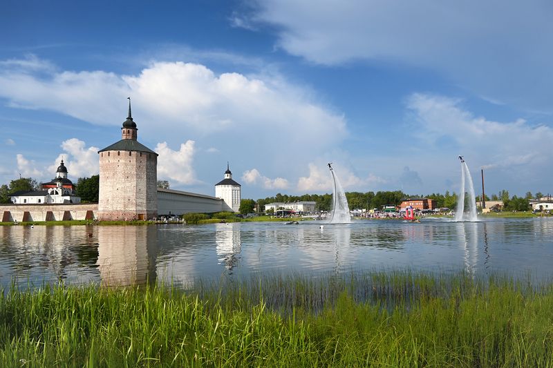 Флайбордшоу у монастырских стен фото превью