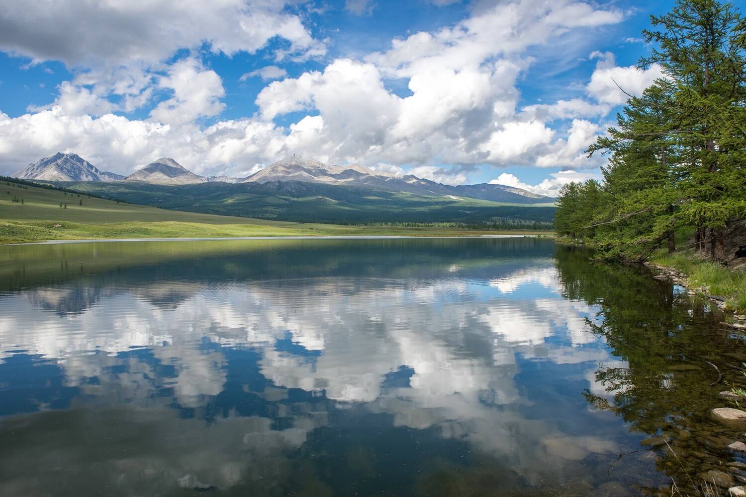 монголия, горы, лето, облака, озеро, горы, отражения, Юрий Мальцев