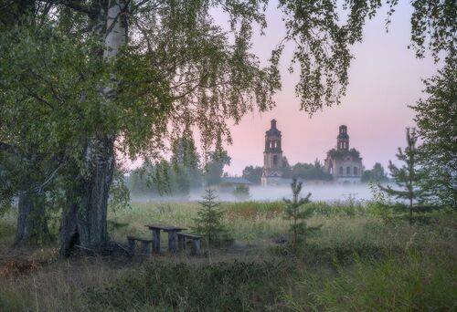 Тёплый вечер августа