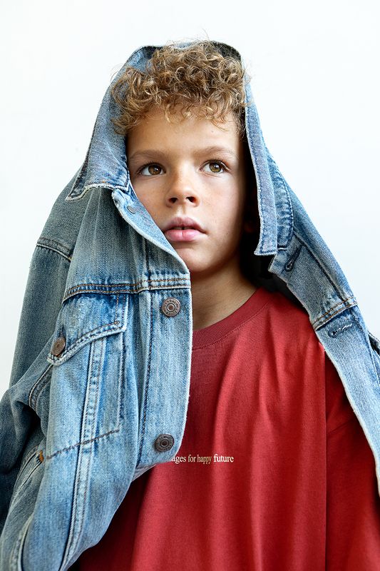 Maxim фото превью