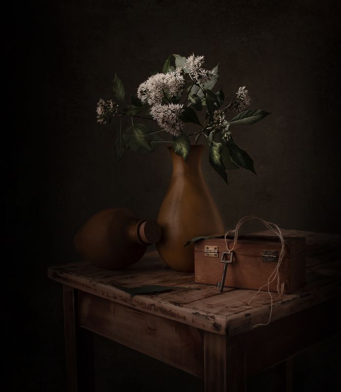 Still life, colors, light, textures, wood Memories фото превью