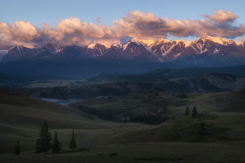 северо-чуйский хребет, рассвет, ледник актру, горный алтай Рассвет на Северо-Чуйском хребте фото превью