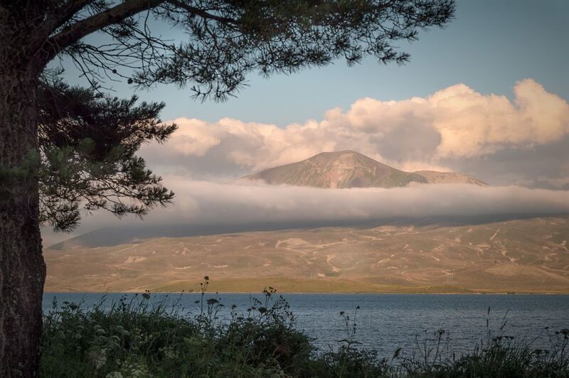 tabatskuri, lake, shavnabada, mountain, tree, day, summer, water, clouds, landscape, scenery, travel, outdoors, caucasus, sakartvelo, georgia, chizh, ტაბაწყური Shavnabada Volcano Over Tabatskuri Lake фото превью