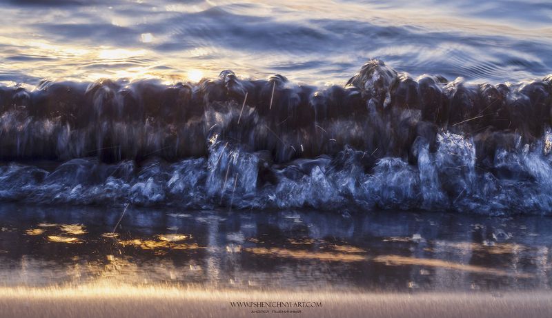 волна, движение, свет, вода, крсталлы, пластика, минимализм, абстракция, концепт Речные кристаллы фото превью