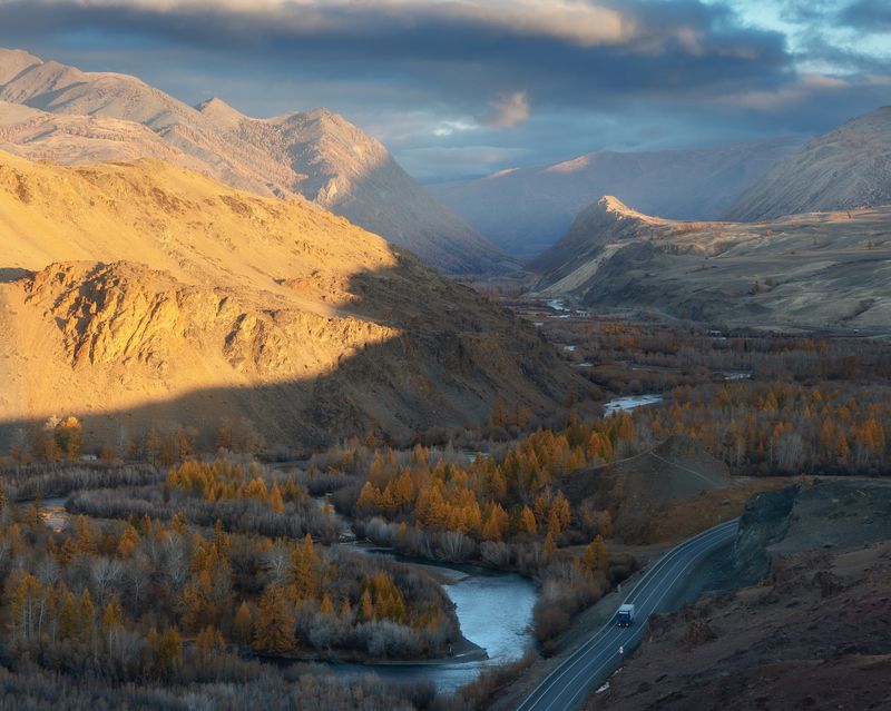 Одно октябрьское утро. Алтай 2024. фото превью