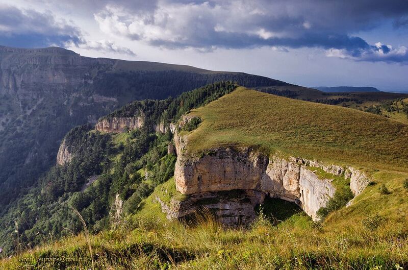 цица кавказ лагонаки двухэтажка горы скалы альпика луга осень обрыв Всё то, что будет сниться потом... фото превью