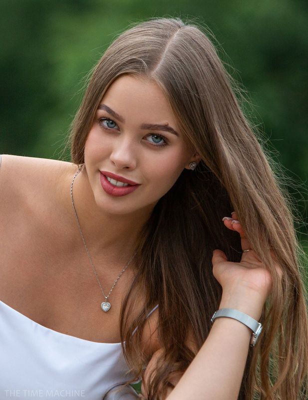 Алиса фото превью