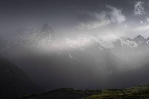 Сквозь облачную вуаль