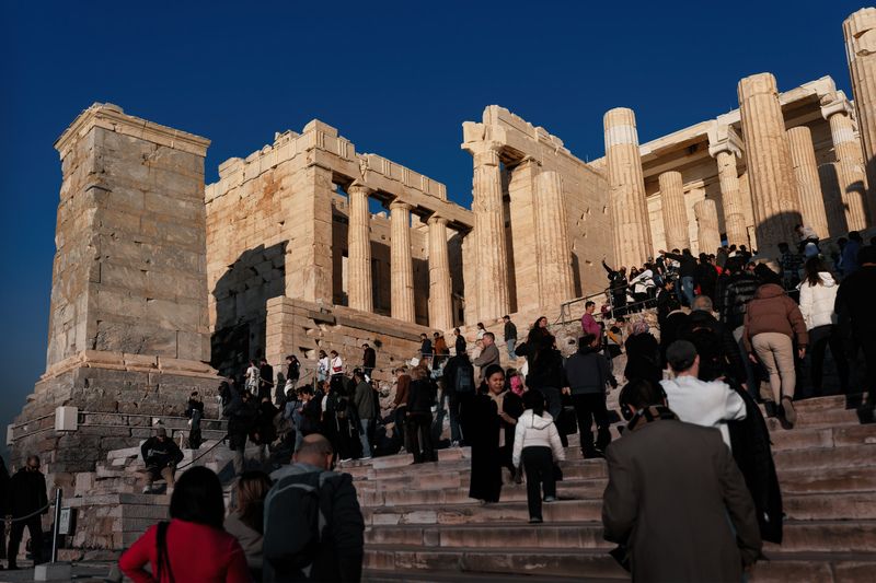 #Column #Ruins #Ancient history #Landmark #Historic site #History #Ancient Roman architecture #Ancient Rome #Morning #Archaeological site Propylaea фото превью