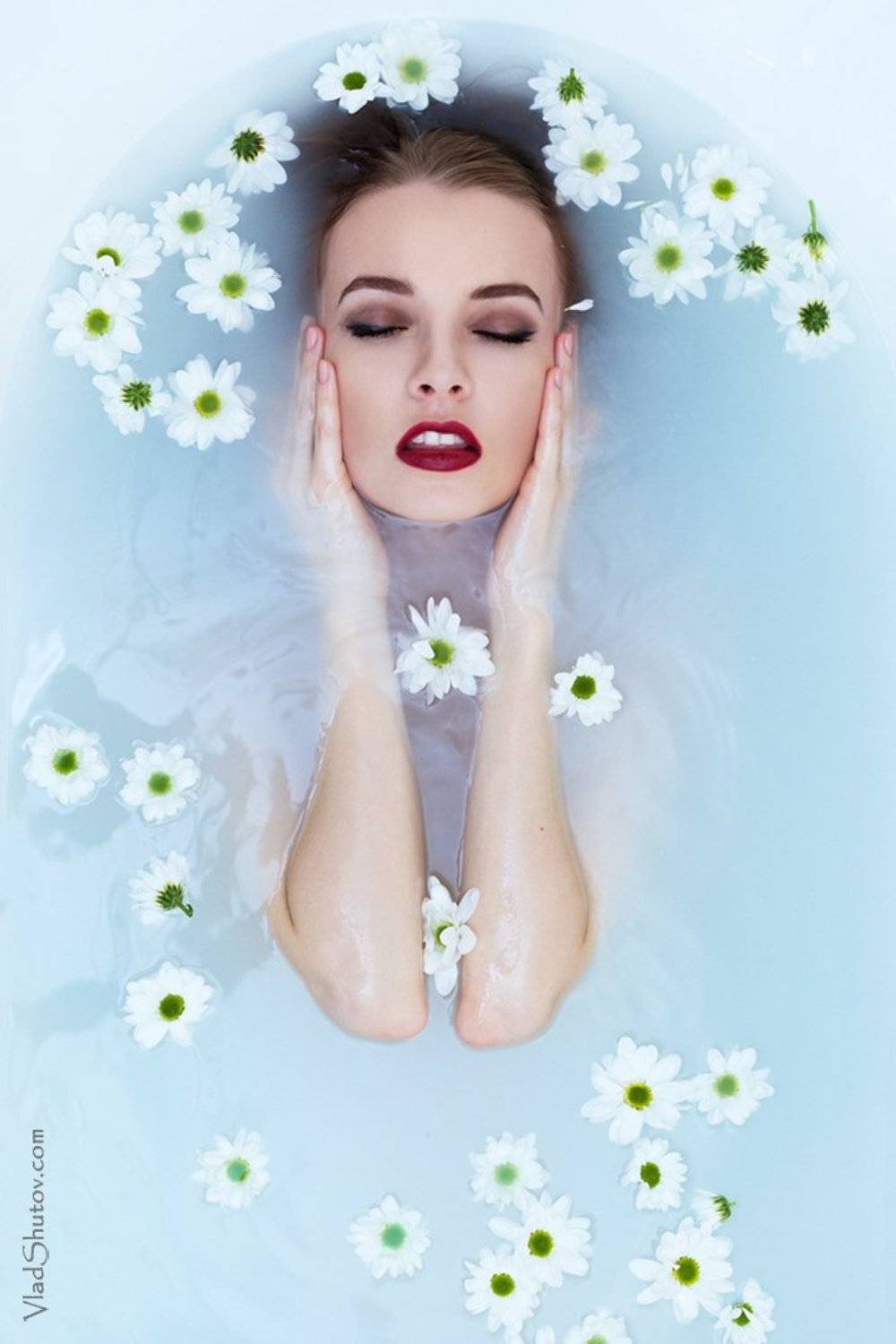 , Влад Шутов