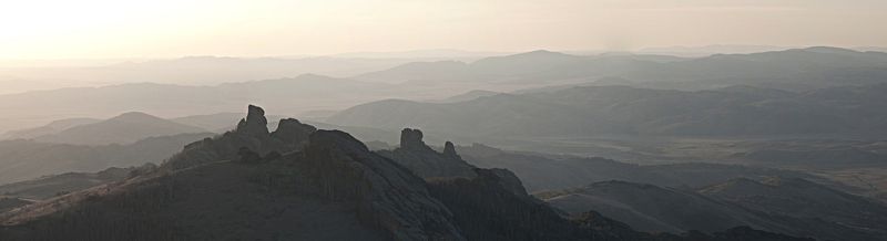 Казахстан. Балкантау. горы. Ку.  Замки Балкантау. фото превью
