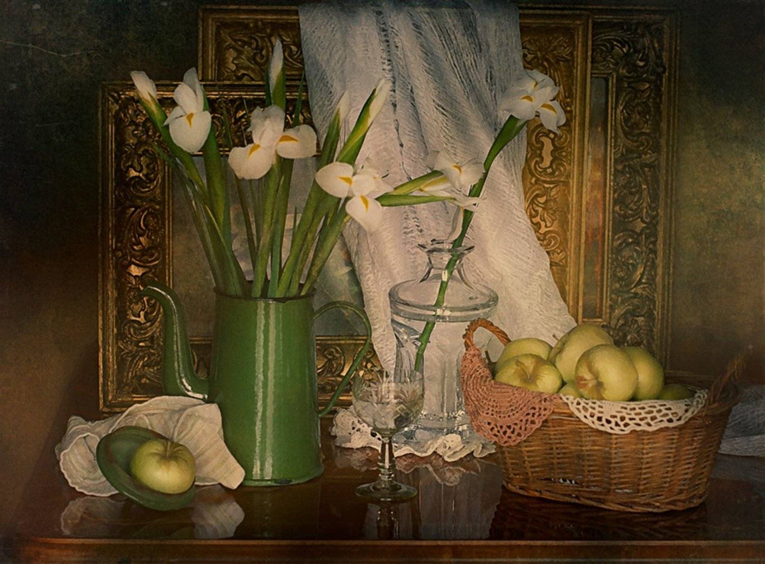 Ирисы, Натюрморт, Чайник, Яблоки, Надежда Власова