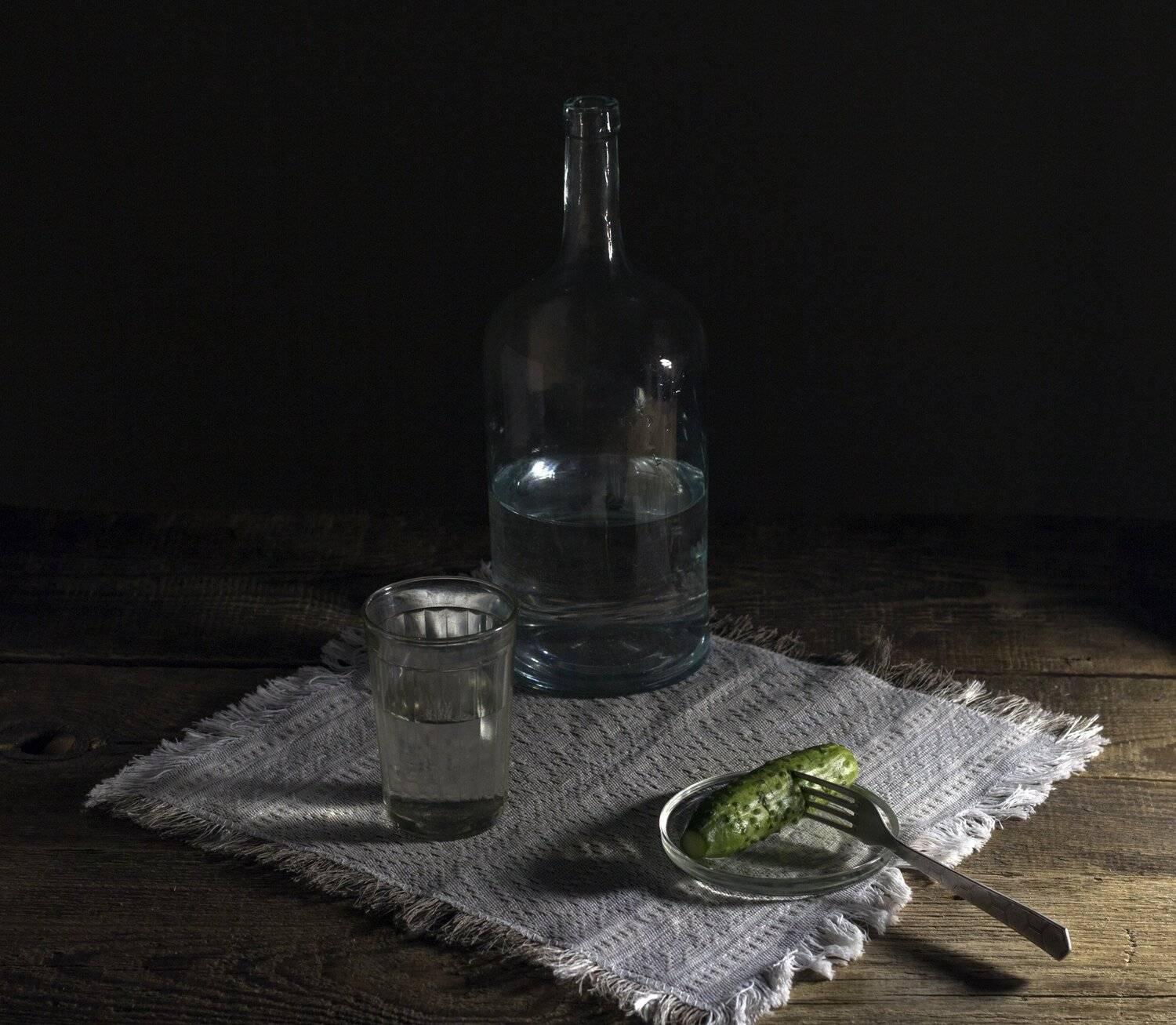 Бутылка, Бутыль, Вилка, Водка, Льняная, Маринованный, Огурец, Отдых, Расслабление, Русская, Салфетка, Самогон, Соленый, Стакан, Наталья Бочкарева