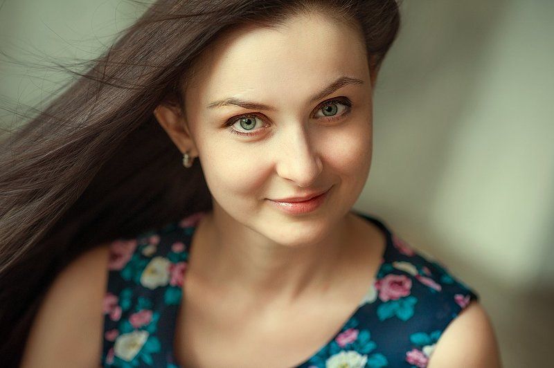 Женский портрет  фото превью