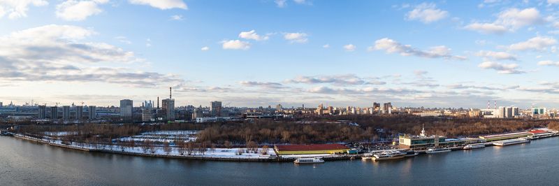 Москва, панорама, Нагатино, затон, Коломенская, река, Южный порт, Технопарк, ЗиЛ, небо, облака, пейзаж, городской, Россия Панорама Нагатинской поймы фото превью