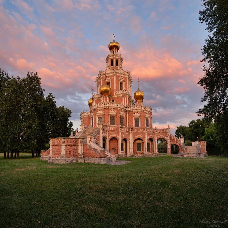 Moscow, Moscow Baroque, Moscow Temples, Temples of Moscow, Churches, Russian Orthodox, Russian Baroque, Church of the Intercession, Church of the Intercession at Fili, Новозаводская улица, Fili, Фили, Москва, Покрова на Филях, Покрова в Филях, Большая Фил Устремленная в Небеса фото превью