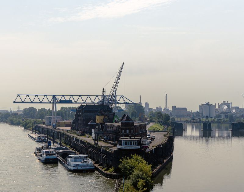 Это где то в Германии  фото превью