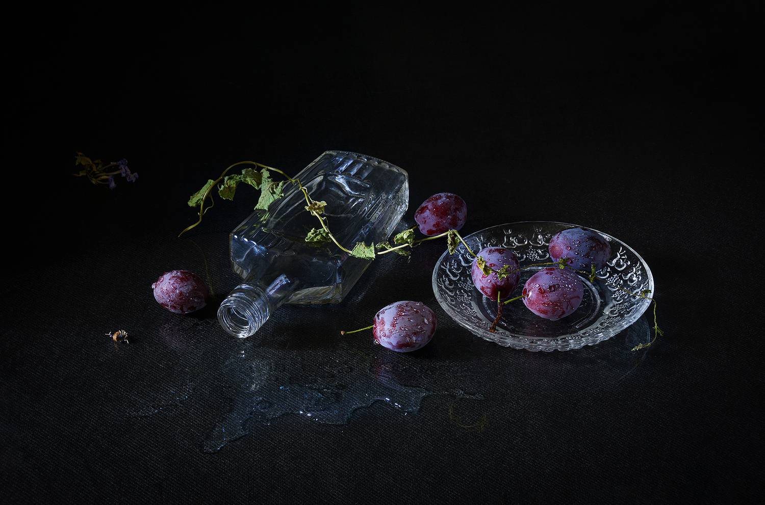 слива, блюдце, бутылка, вода, стекло, Алексей Бычков