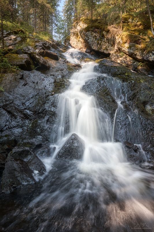 Карелия. Водопад Молочный фото превью