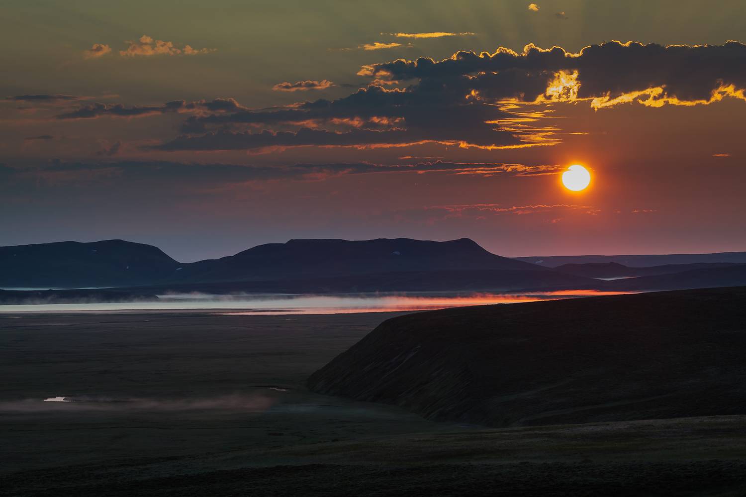 рассвет, сопки, долина реки, туман, остров беринга, командоры, Уткин Дмитрий