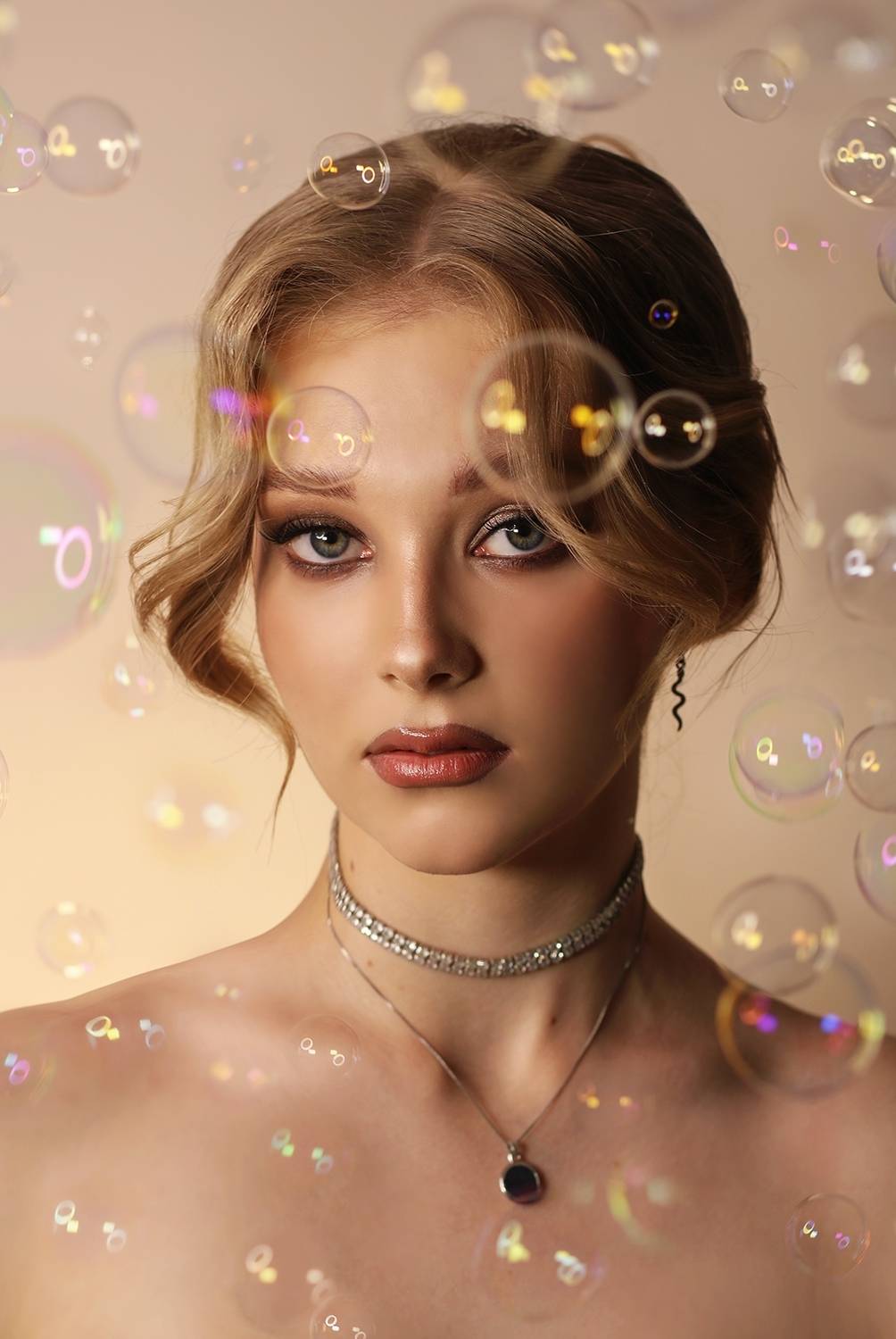 girl, model, bubbles, portrait, beauty, photography, editorial, fine art, makeup, hairstyle, потрет, фотография, макияж, Лилия Беда