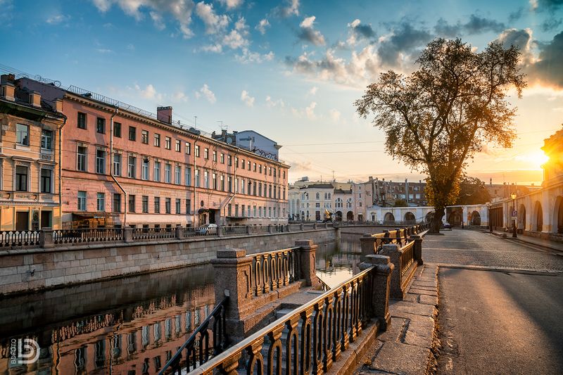 Канал Грибоедова на рассвете фото превью