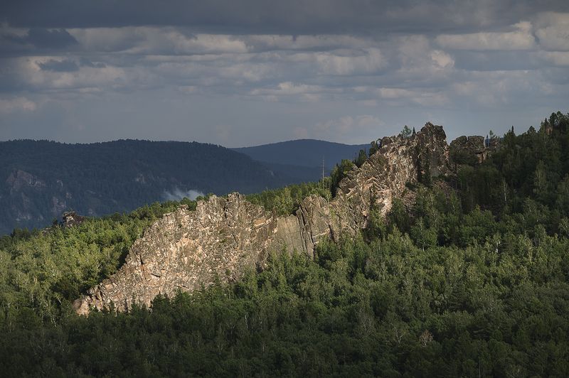 китайская стенка, красноярские столбы После дождя фото превью